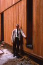 Marcus_louis_kahn_at_fisher_house_1967