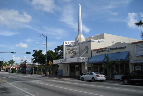 2020_graham_image01_calleocho
